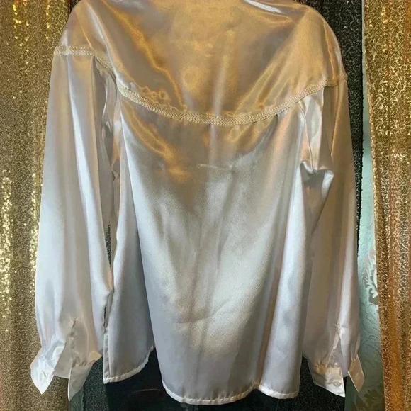 Vintage White Blouse with Faux Pear Appliqué - Picture 3 of 4